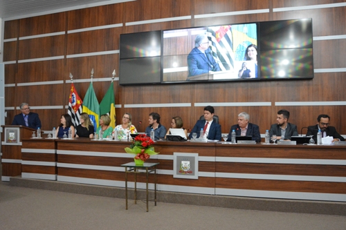 01-10-2019 professor destaque interna1.jpg