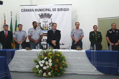 29-10-2013 policial destaque interna 1.jpg