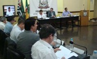 Aprovado projeto que proíbe inauguração de obras inacabadas