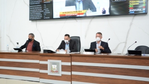 Audiência Pública: docentes pedem comitê de acompanhamento