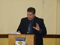 EM REGIME DE URGÊNCIA CÂMARA MUNICIPAL EXTINGUE MAIS 6 CARGOS DE PROVIMENTO EM COMISSÃO.