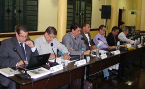 Câmara aprova mudanças na concessão do vale alimentação do servidor
