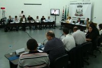 Câmara aprova seis documentos na primeira sessão de outubro