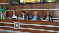 Câmara reduz número de vereadores de 17 para 15