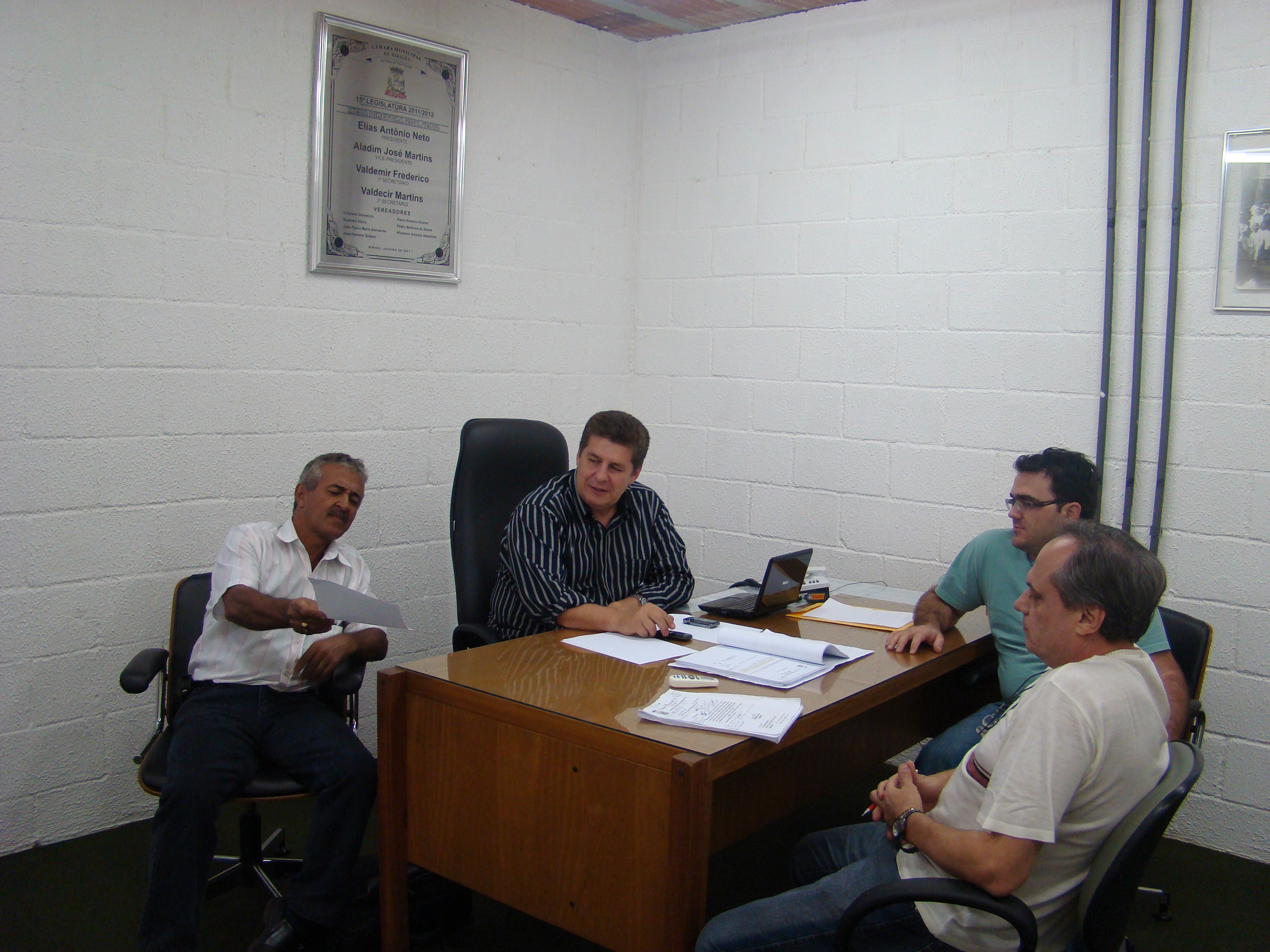 Cinco pessoas serão ouvidas no 31/05/2011 na CEI do Milho.