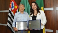 Elizane Hamanaka e Minoru Watanabe são os Dentistas Destaque do Ano