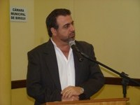 Frente Parlamentar vai promover o desenvolvimento dos setores calçadistas, moveleiro e coureiro; Projeto é de autoria do vereador Dr. Elias