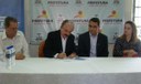 Legislativo prestigia assinatura de convênio sobre empreendedorismo nas escolas
