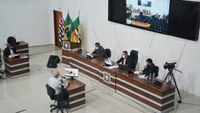 Oitivas são suspensas após ausência de convocados 