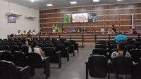 Reajustes da administração tem votação adiada
