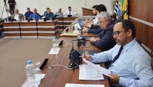 Redução de vereadores volta à pauta para segunda votação