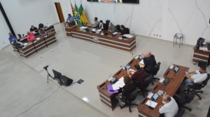Última ordinária do ano tem cinco projetos aprovados