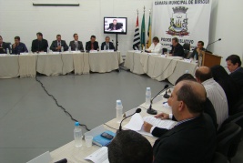 Vereadores aprovam seis matérias durante sessão ordinária