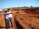 Vereadores Ois Menino e Vadão da Farmácia visitam obra de duplicação da rodovia SP-461