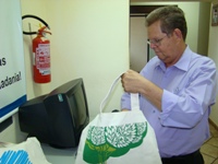Zavanella também preserva o meio ambiente e apóia entidades na venda de sacolas ecológicas