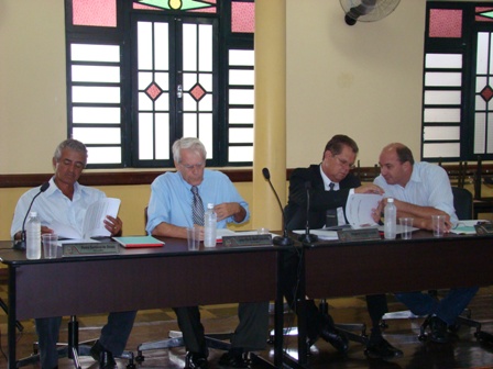 2011oitofev1