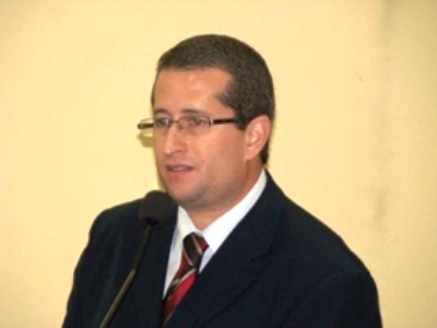cristiano terno escuro 400 x 300