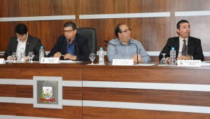 Pauta da primeira sessão de dezembro tem 11 itens