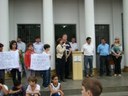 Vadão participa de passeata no Dia Nacional de Combate ao Abuso e Exploração Sexual de Crianças e Adolescentes